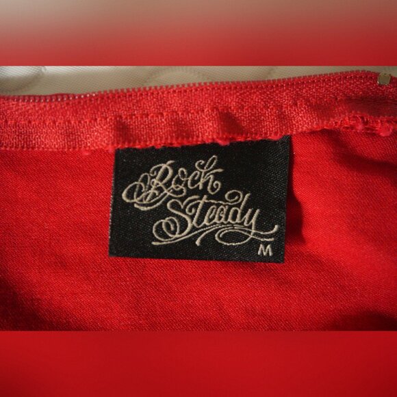 🌹 Rock Steady Red Pin-Up Retro Ruched Bodycon Dress - Size M 💋 - Picture 5 of 5